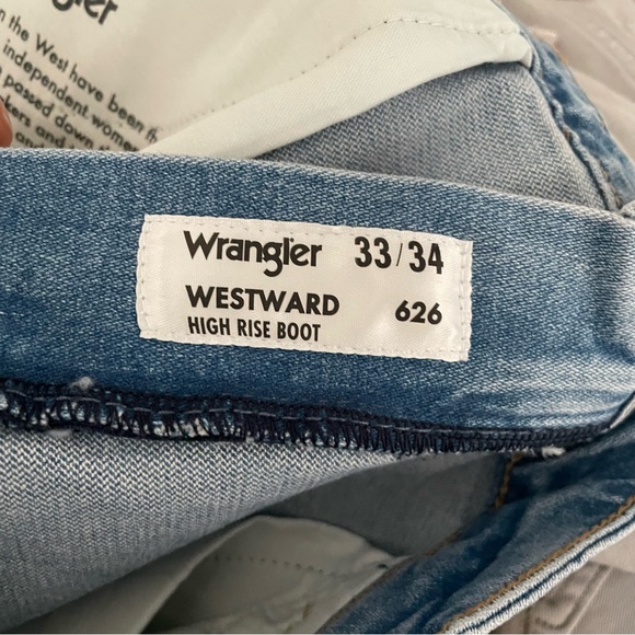 Wrangler Westward 626 High-Rise Bootcut Jeans Zelda Color Womens Size 33 - Picture 13 of 15